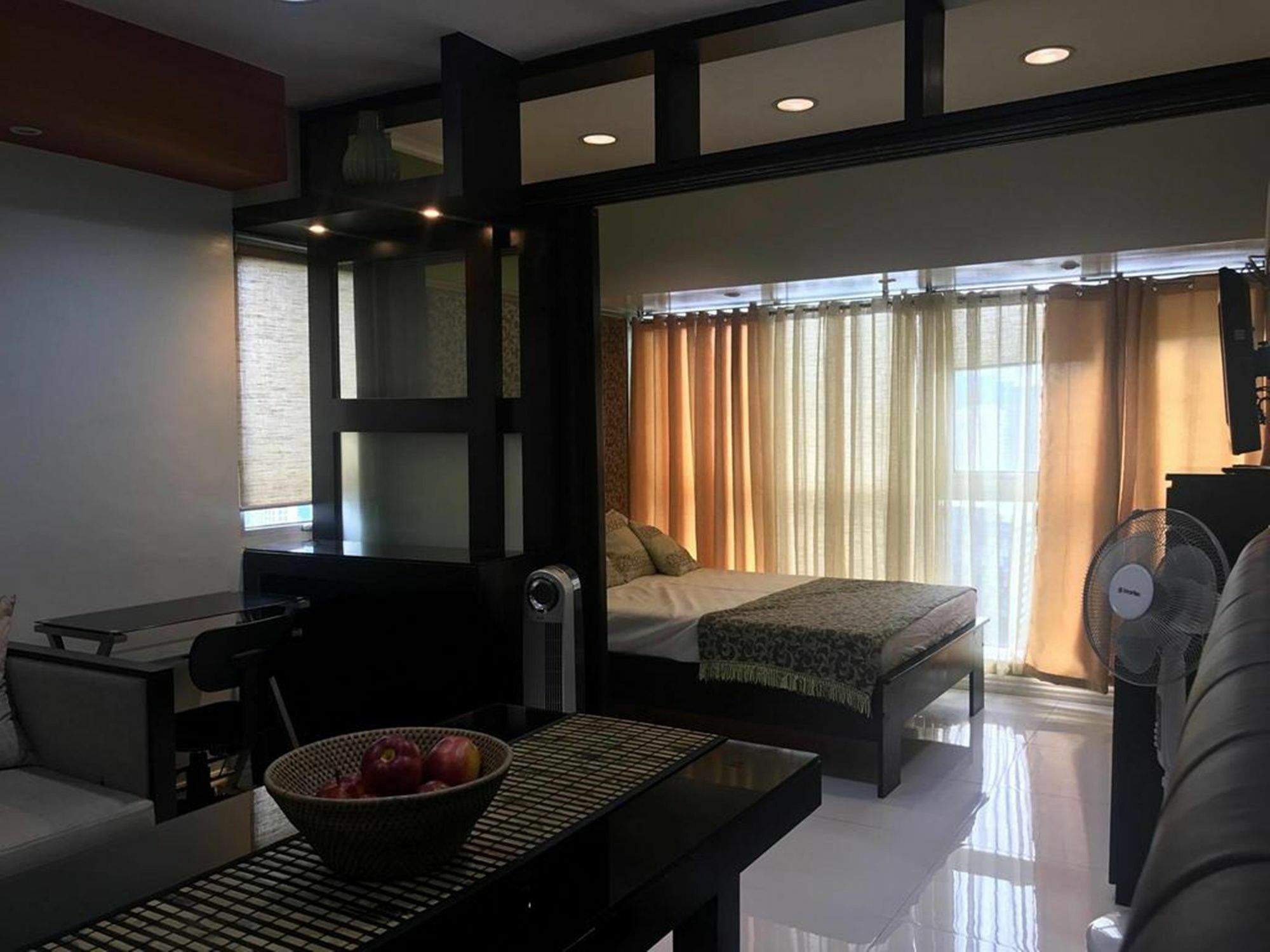 Go-Stay @ South Of Market Taguig Ngoại thất bức ảnh